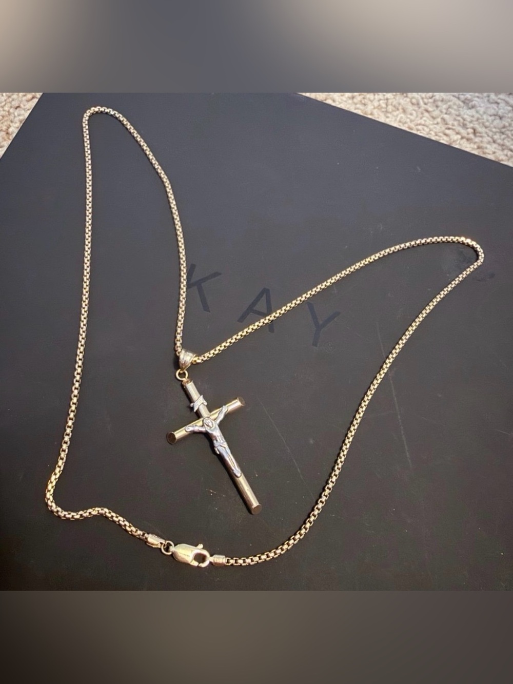 10K YG CROSS NECKLACE